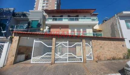 Sobrado de 250m² com 4 quartos em Mandaqui