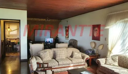 Sobrado de 886m² com 6 quartos em Serra da Cantareira