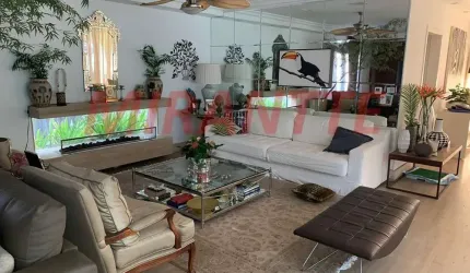 Sobrado de 700m² com 4 quartos em Jardim França