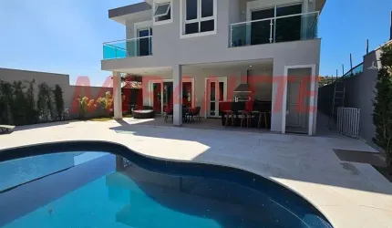 Sobrado de 523m² com 4 quartos em Tamboré