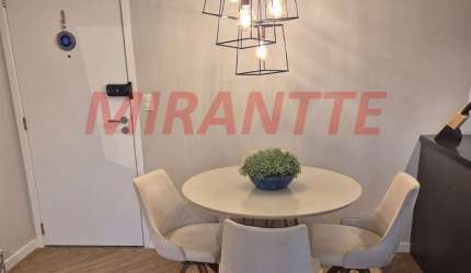 Apartamento de 55m² com 2 quartos em Vila Ester (Zona Norte)