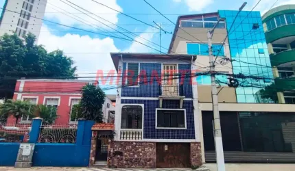 Sobrado de 280m² com 3 quartos em Santana