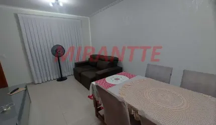 Cond. fechado de 66m² com 2 quartos em Vila Mazzei