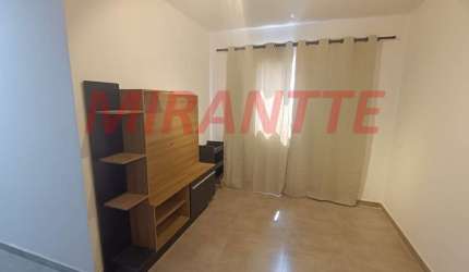 Cond. fechado de 41m² com 2 quartos em Vila Romero