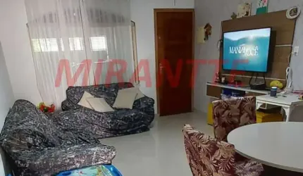 Sobrado de 120m² com 2 quartos em Jardim Tremebé