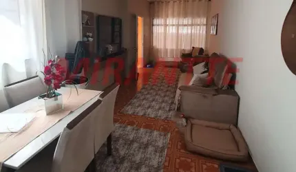 Sobrado de 220m² com 3 quartos em Jardim Tremembé
