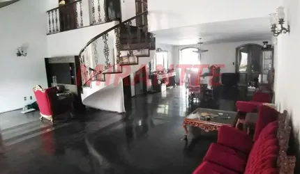 Sobrado de 270m² com 3 quartos em Tucuruvi