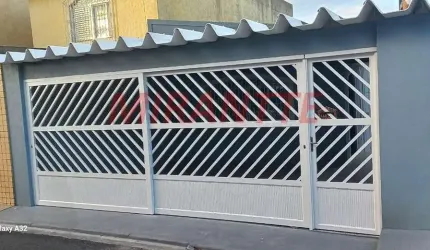 Sobrado de 204m² com 6 quartos em Jardim Fontalis