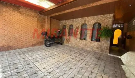 Sobrado de 180m² com 3 quartos em Carandiru