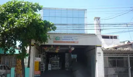 Comercial de 350m² em Vila Baruel