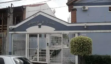 Cond. fechado de 218m² com 3 quartos em Jardim França