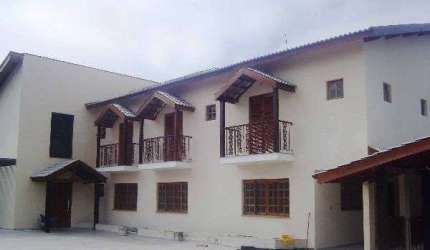 Sobrado de 700m² com 3 quartos em Jardim Virginia Bianca