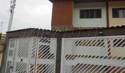 Sobrado de 450m² com 3 quartos em Vila Nova Parada