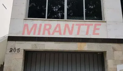 Sobrado de 213m² com 3 quartos em Jardim São Paulo