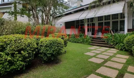 Cond. fechado de 350m² com 3 quartos em Jardim França