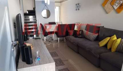 Sobrado de 102m² com 3 quartos em Parque Vitoria