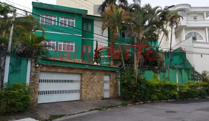 Sobrado de 294m² com 6 quartos em Jardim Guapíra