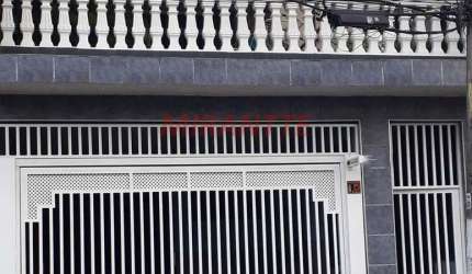 Sobrado de 266m² com 4 quartos em Vila Amalia