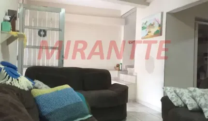 Sobrado de 97m² com 5 quartos em Jardim Peri Novo