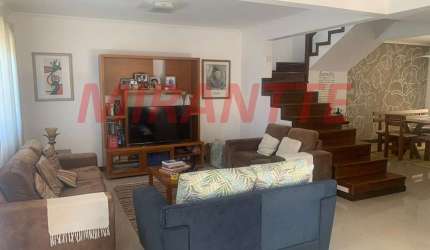 Sobrado de 177m² com 4 quartos em CENTRO