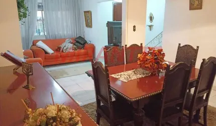 Sobrado de 149m² com 3 quartos em Jardim São Paulo