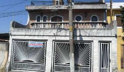 Sobrado de 500m² com 3 quartos em Vila Nova Cachoeirinha