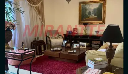 Sobrado de 246m² com 3 quartos em Vila Rosália