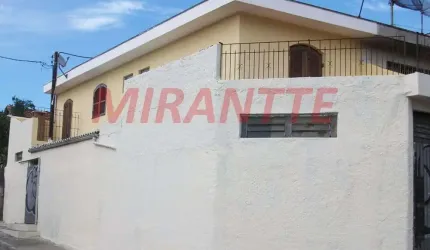 Sobrado de 222m² com 3 quartos em Vila Nova Galvão