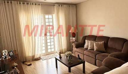 Sobrado de 300m² com 4 quartos em Parada Inglesa
