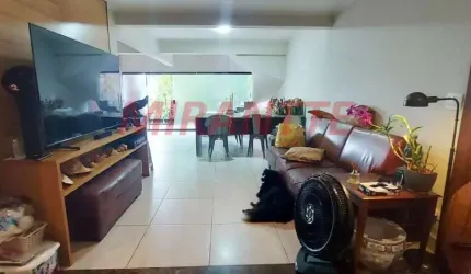 Sobrado de 260m² com 3 quartos em Tucuruvi