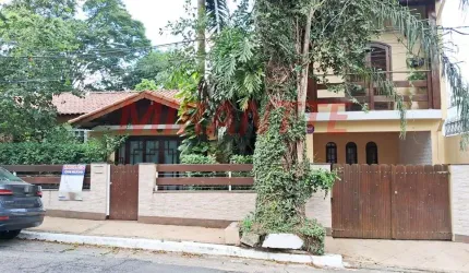 Sobrado de 100m² com 3 quartos em Tremembe