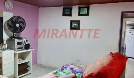Sobrado de 70m² com 3 quartos em Vila Mazzei