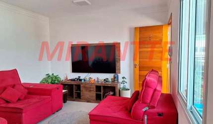 Apartamento de 60m² com 2 quartos em Limão