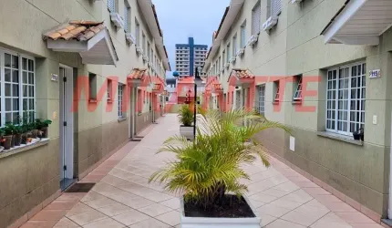 Cond. fechado de 160m² com 3 quartos em Vila Ester (Zona Norte)