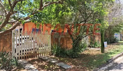 Cond. fechado de 222.22m² com 6 quartos em Alpes Da Cantareira