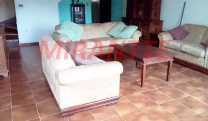 Casa terrea de 117m² com 3 quartos em Vila Nivi
