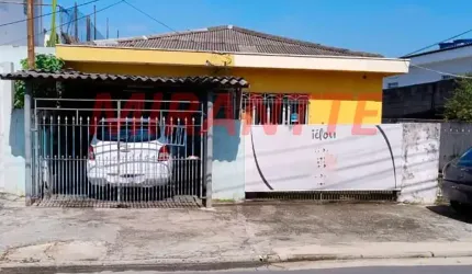 Casa terrea de 74.2m² com 6 quartos em Cocaia