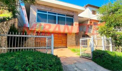 Casa terrea de 352m² com 4 quartos em Água Fria