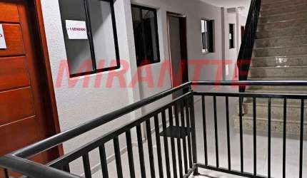 Apartamento de 27.6m² com 1 quartos em Água Fria