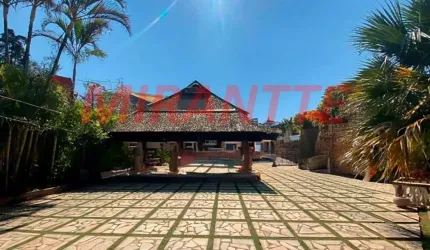 Sobrado de 325.32m² com 4 quartos em Serra da Cantareira