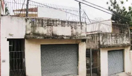 Casa terrea de 200m² com 6 quartos em Santa Terezinha
