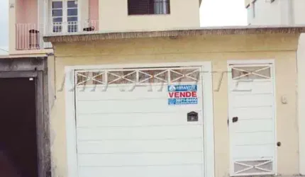 Sobrado de 154m² com 3 quartos em Santa Terezinha