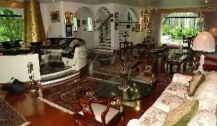 Sobrado de 1150m² com 5 quartos em Jardim São Bento