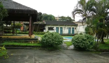 Terreno de 350m² em Horto Florestal