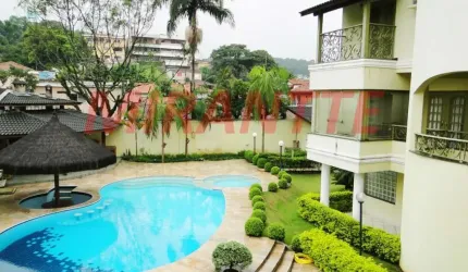 Sobrado de 885m² com 3 quartos em Horto Florestal