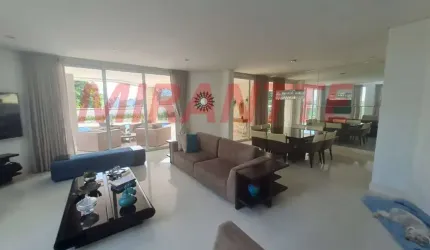 Sobrado com 5 quartos em Jardim São Bento