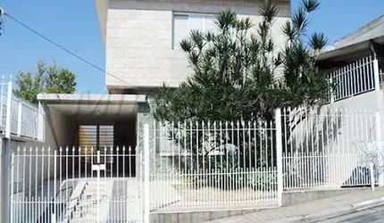 Sobrado de 208m² com 3 quartos em Vila Celeste