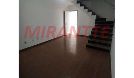 Sobrado de 86m² com 2 quartos em Santana