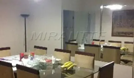 Sobrado de 237m² com 2 quartos em Vila Sabrina