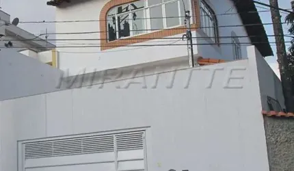 Sobrado de 187m² com 7 quartos em Cachoeirinha